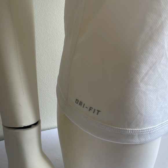 Nike Shirt Large - Picture 3 of 8